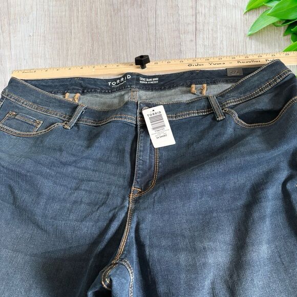 Torrid Luxe Womens Slim Boot Super Stretch MId-Rise Jeans Sz 24‎ SHORT NWT - Picture 4 of 8